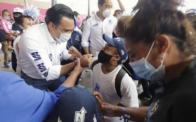 Luis Nava refrenda su compromiso con locatarios de El Tepe