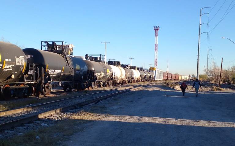 Suspensión a cruce de trenes es una medida para presionar: Salayandia